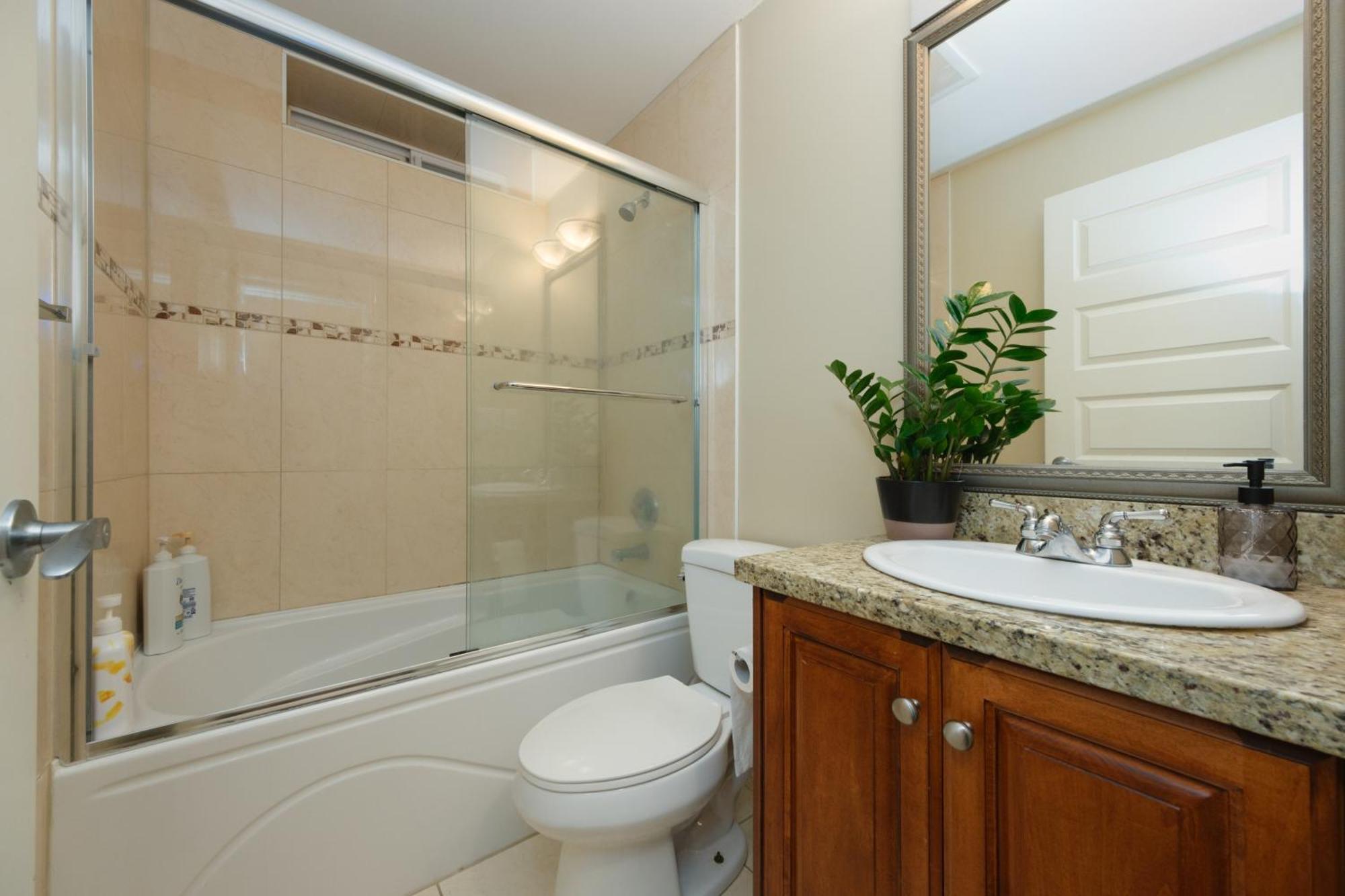 Cambie & 61St Ave Homestay Vancouver Esterno foto